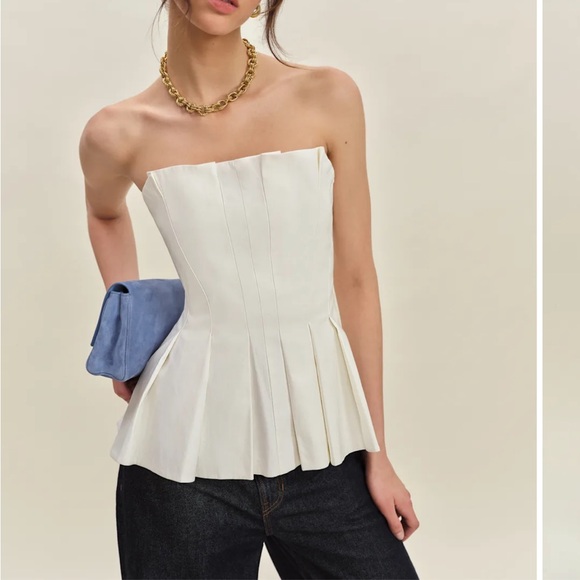 Reformation Tops - Reformation Ashlyn Strapless top with tags